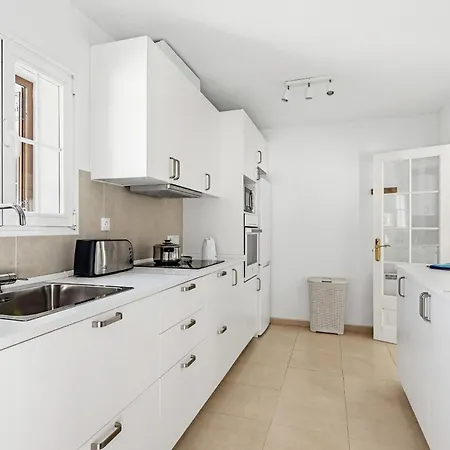 Victoria By Escape Villa *