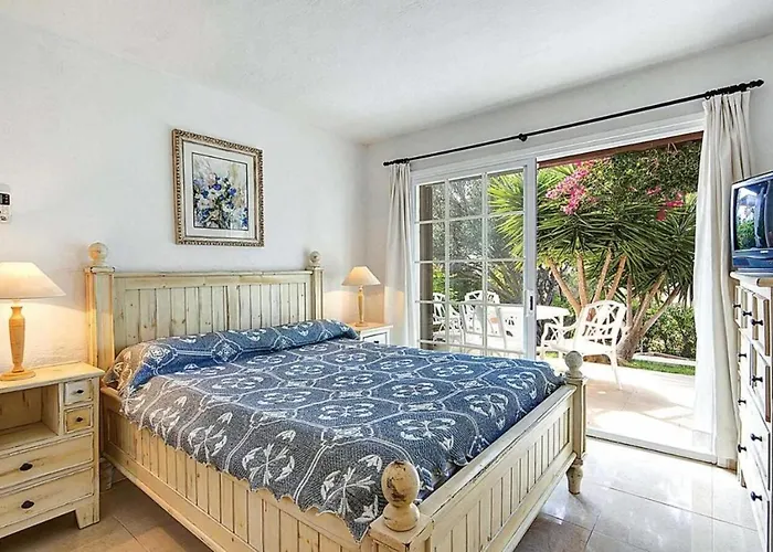 Victoria By Escape Villa Binibeca