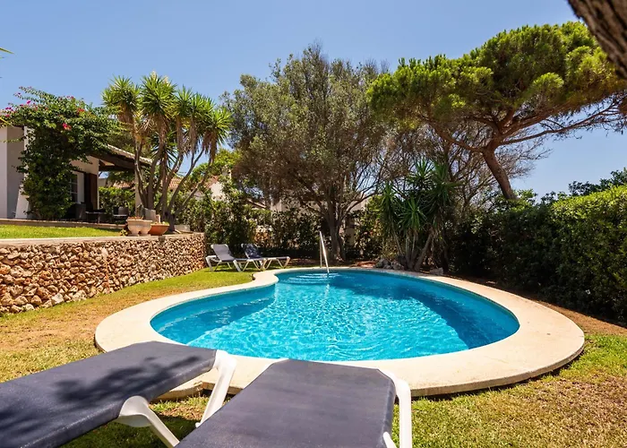 Victoria By Escape *